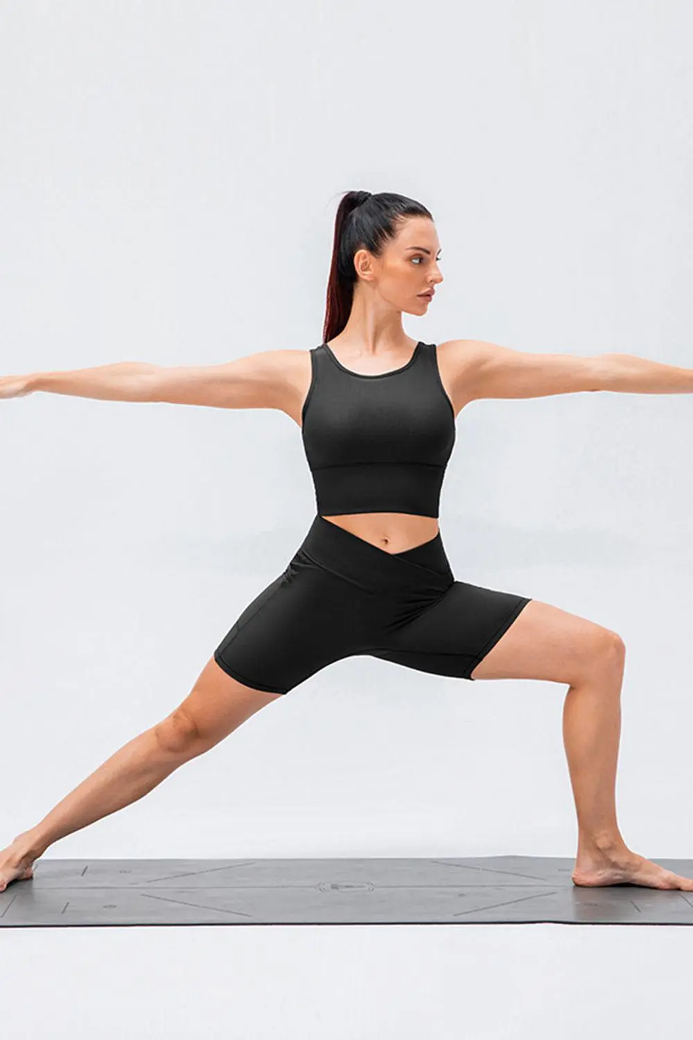 Slim Fit Waistband Sports Shorts