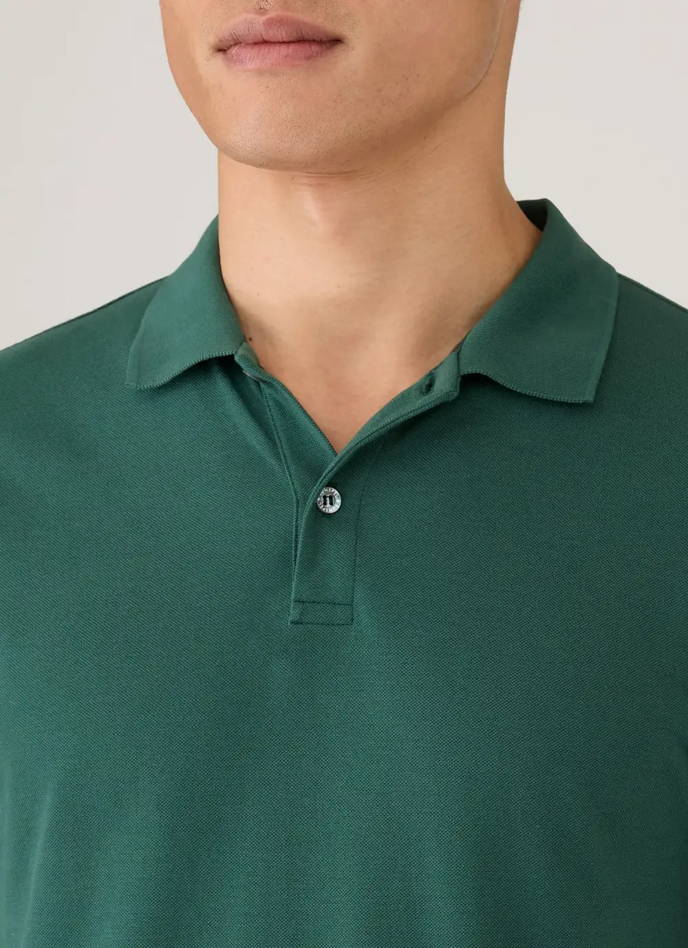 Understated Everyday Slim Fit Cotton Pique Short Sleeve Polo Shirt