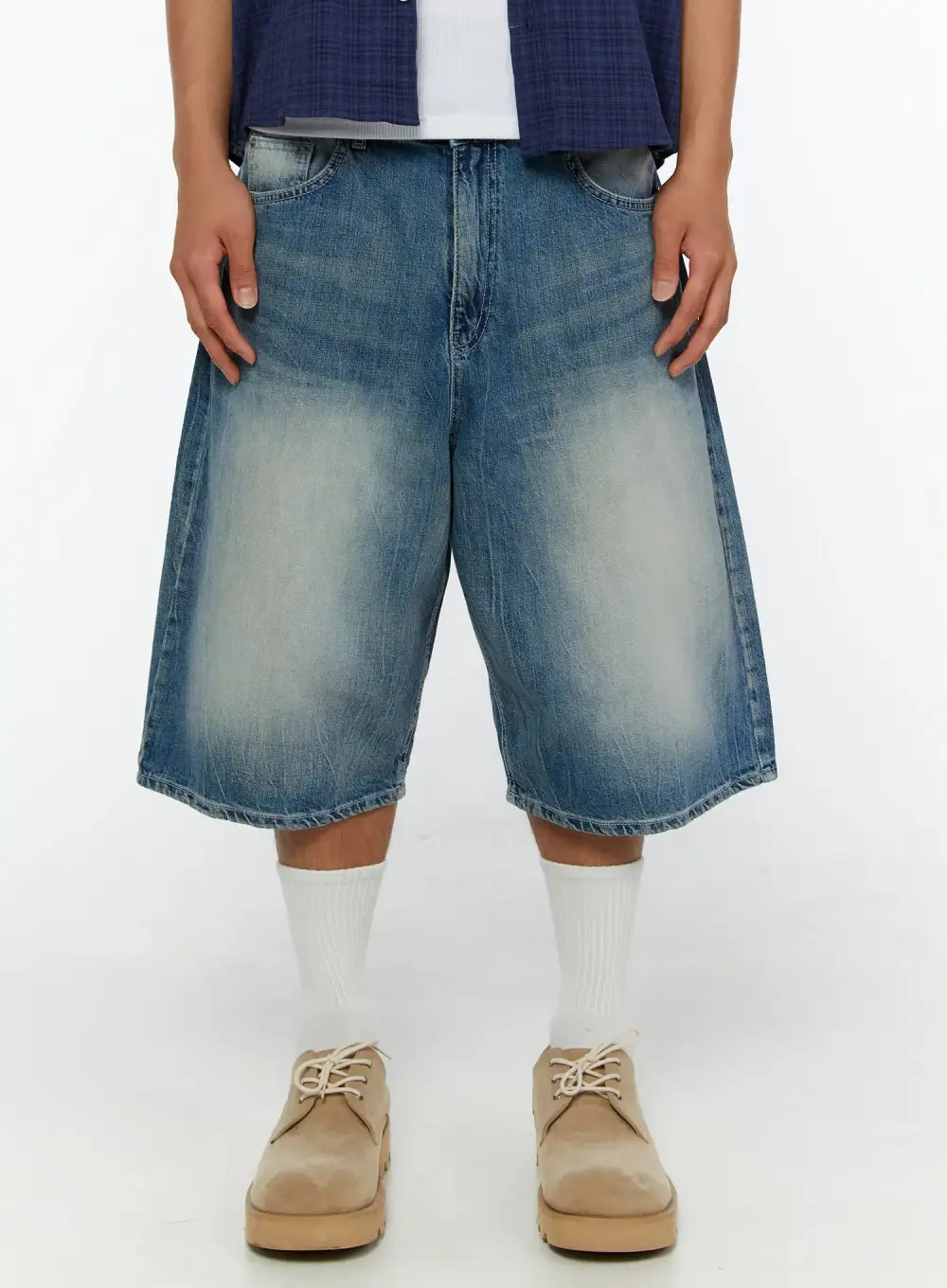 Men's Pocketed Washed Wide Leg Denim Shorts