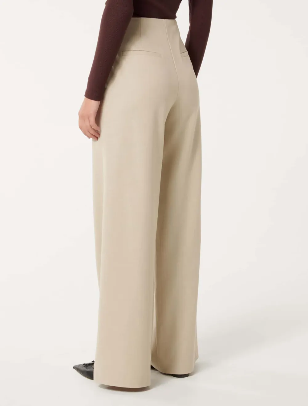 Pocket Wide-Leg Pants