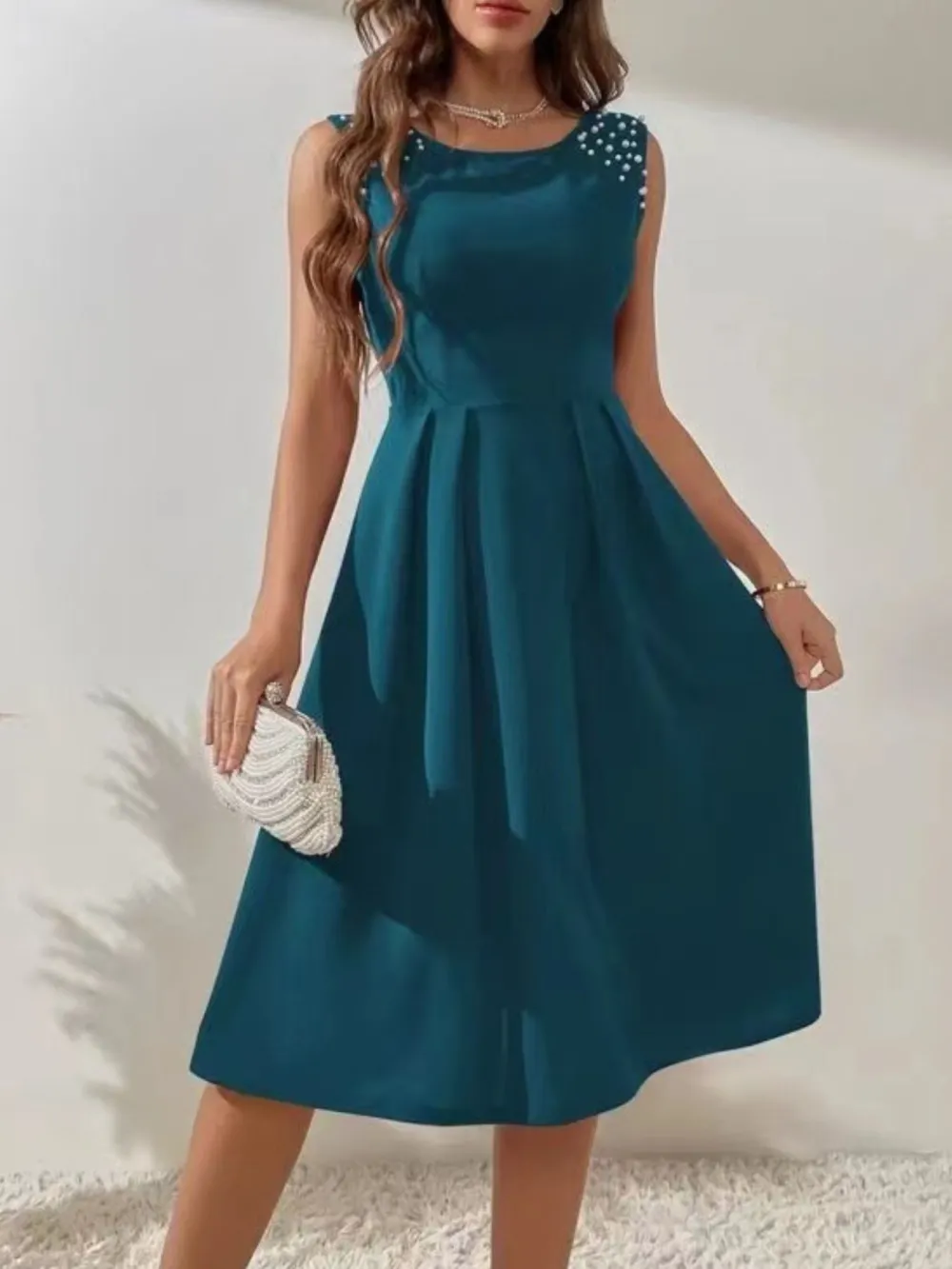 Polished Detail Sleeveless Midi Dress