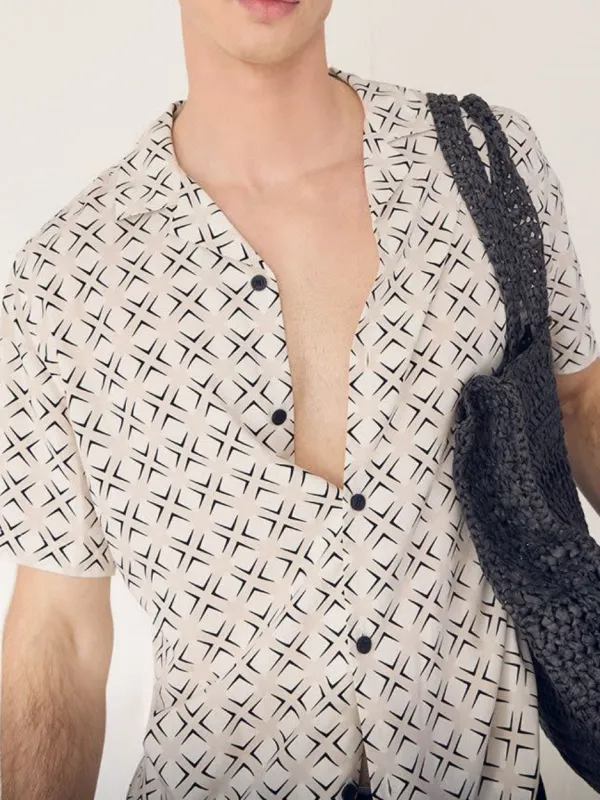 Black And White Geometric Patterned Short Sleeve Shirt