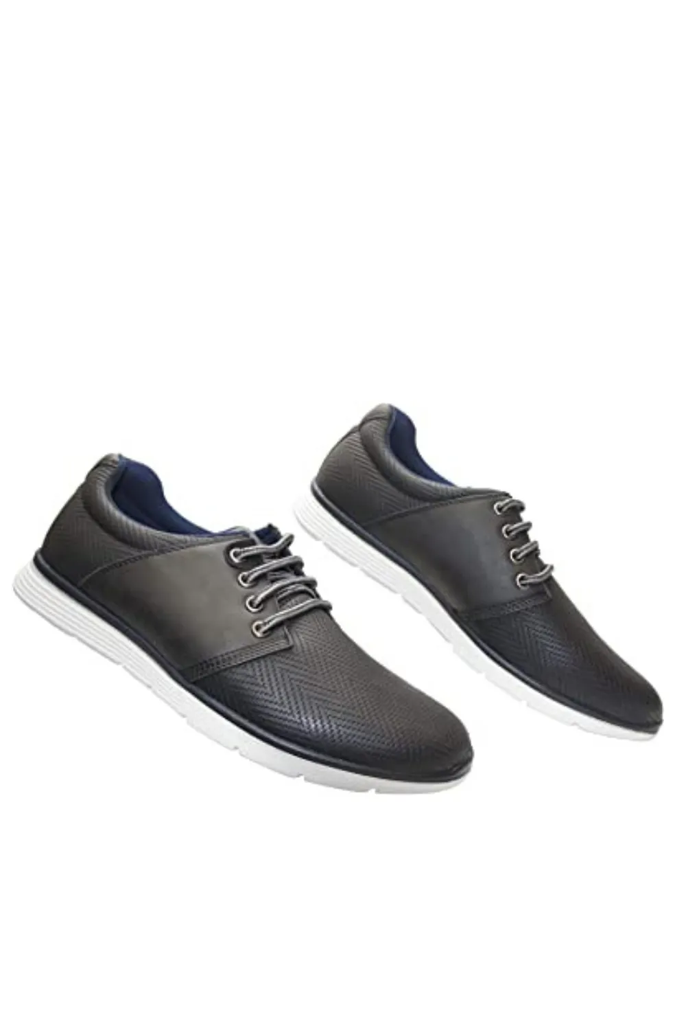 Minimal Everyday Business Shoes