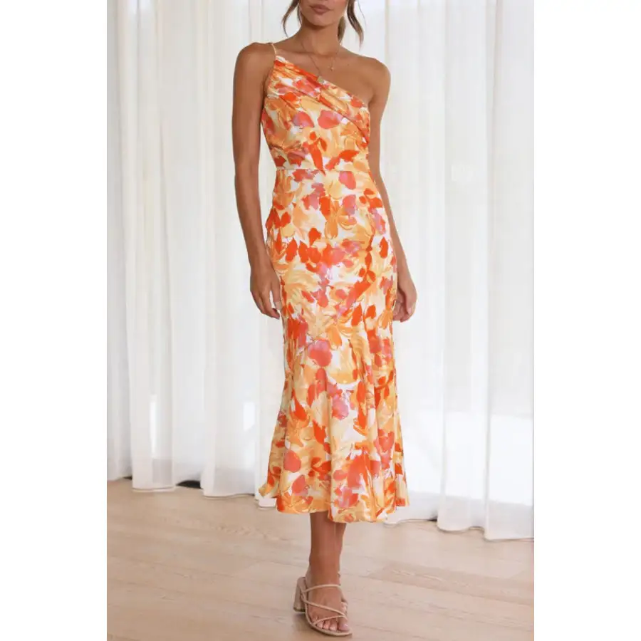 Shoulder Ruched Single Shoulder Midi Dress