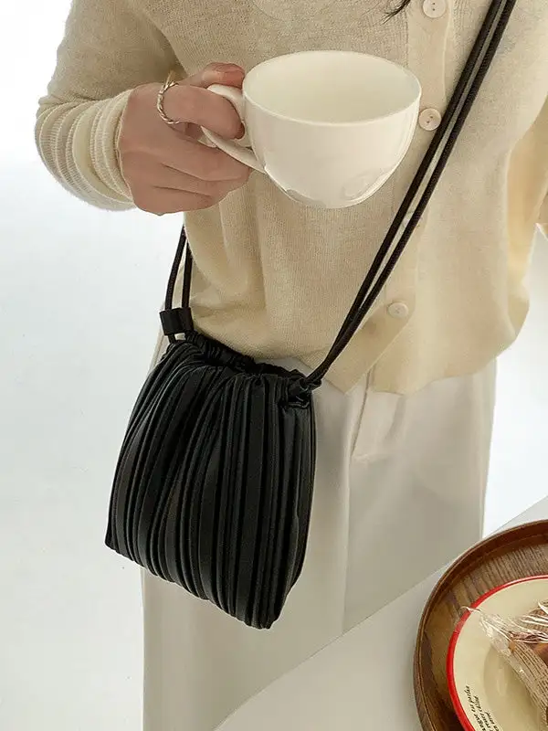 Modern Vintage Crossbody Bag