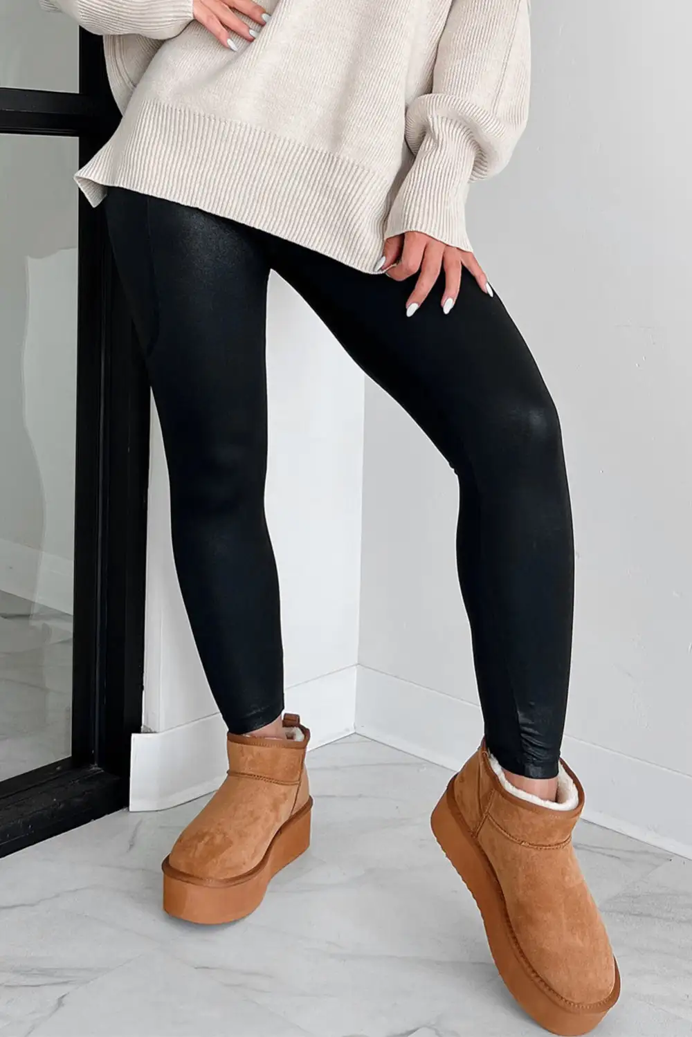 Crossover Waist Pocket Leggings