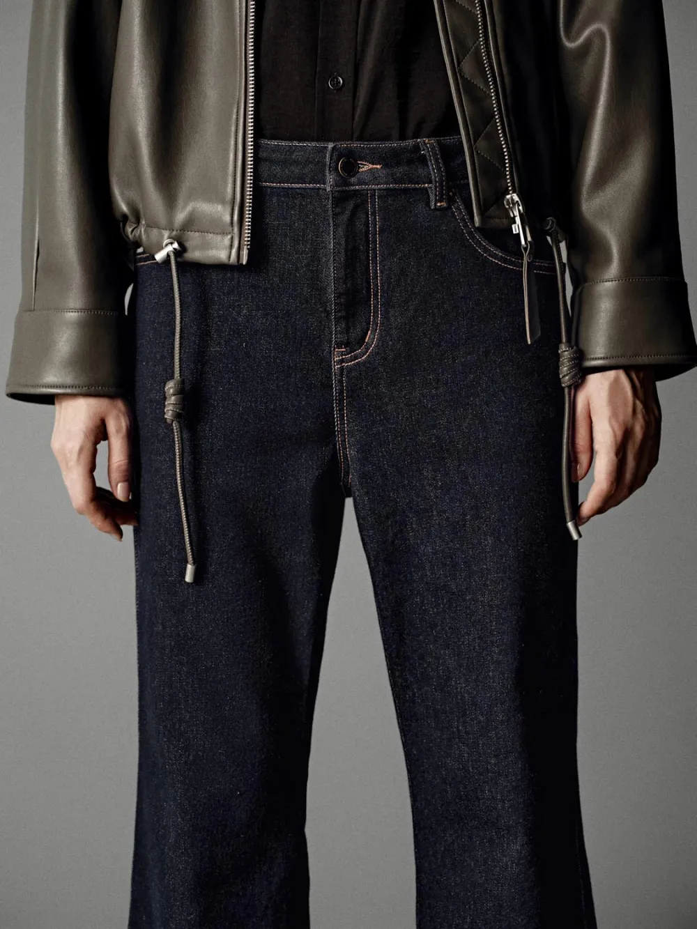 Ladies Black Retro-Style Straight-Waisted Denim Flared Trousers