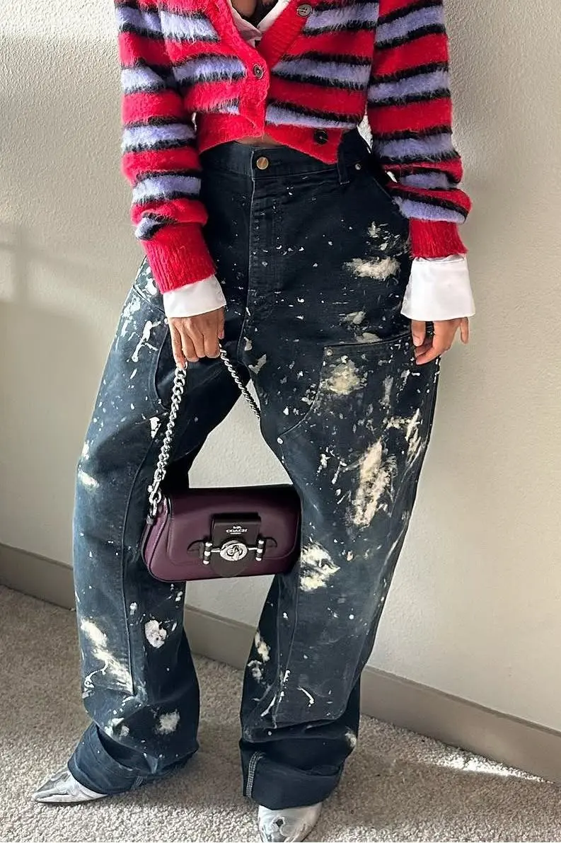 Mid-Rise Relaxed Jeans