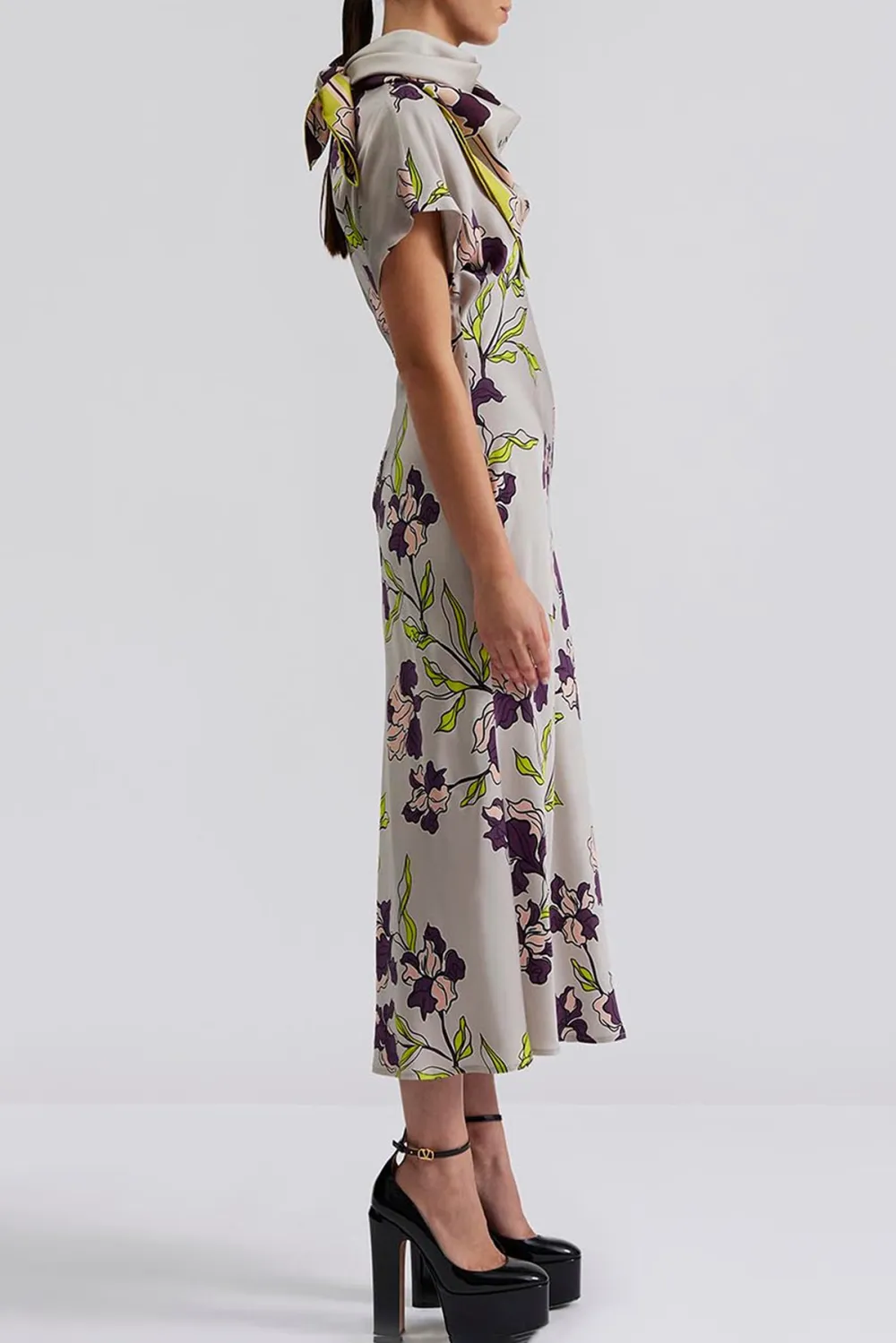 Floral Print Short Sleeve Midi Dress