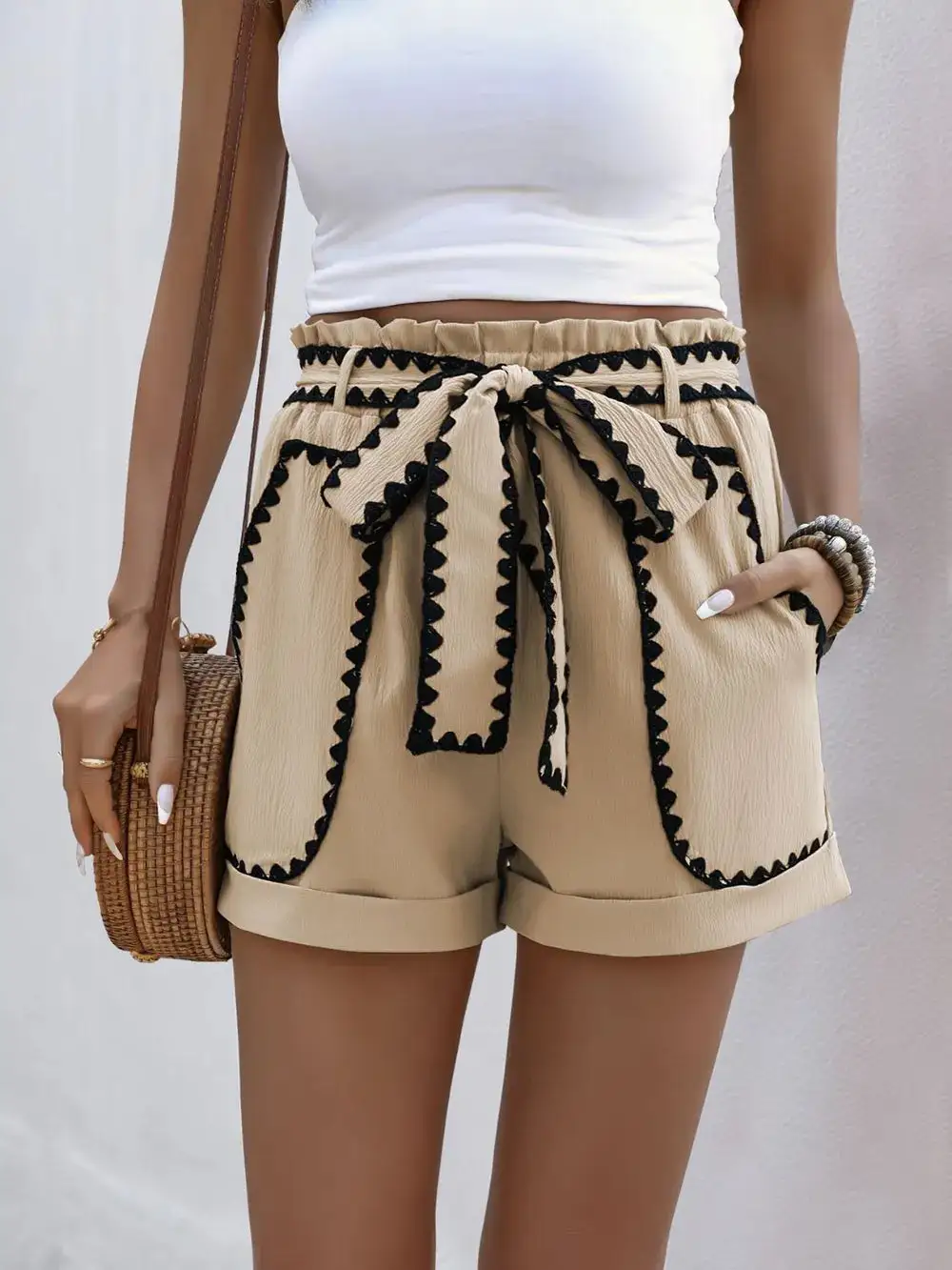 Tied Contrast Trim Shorts