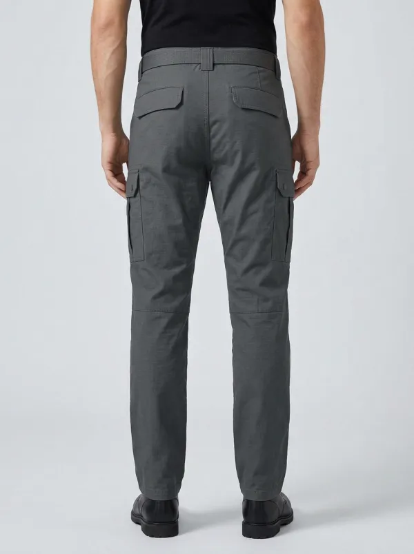 Outdoor-Ready Articulated Knee Tactical Detail Men's Work Pants