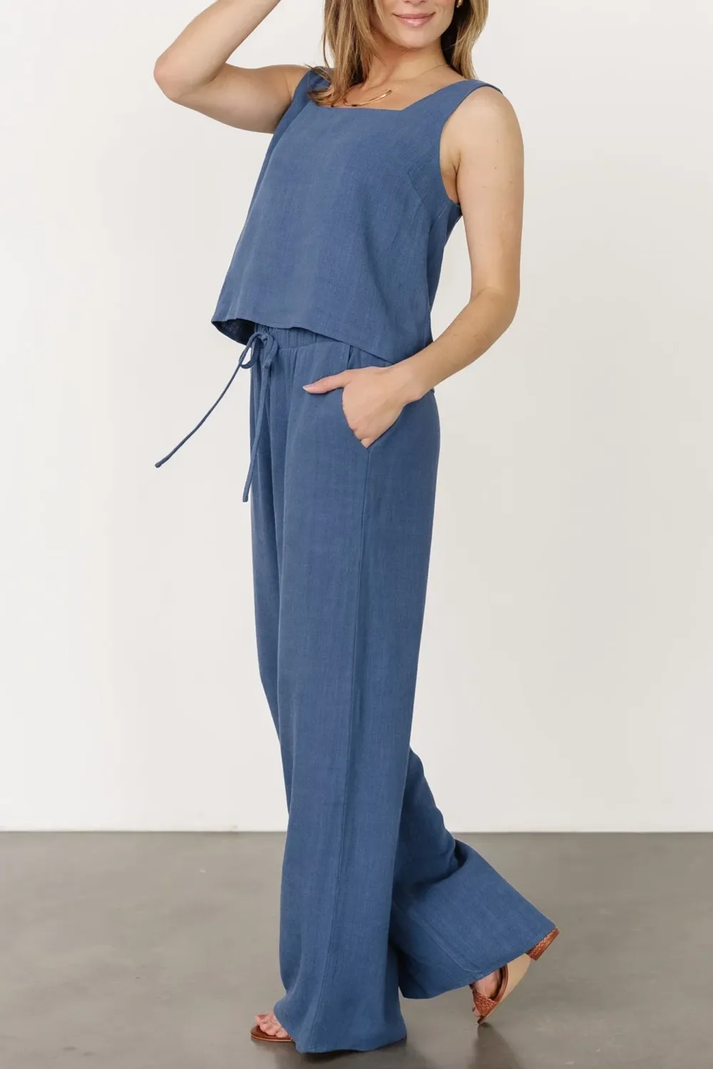 Simple Solid Color Loose Slimming Pants