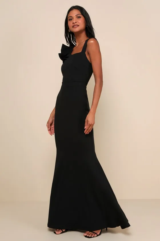 Lucette Black Sleeveless Ruffled Mermaid Maxi Dress