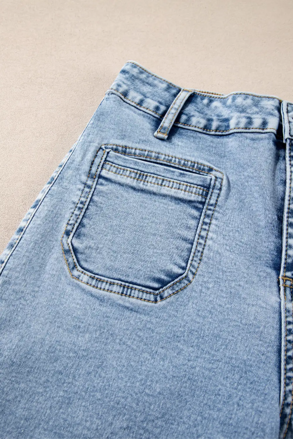 Chic Patch Pocket Straight Leg Loose Jeans