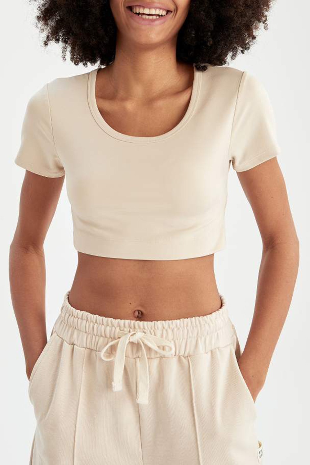 Elegant Crew Neck Solid Color T-Shirt