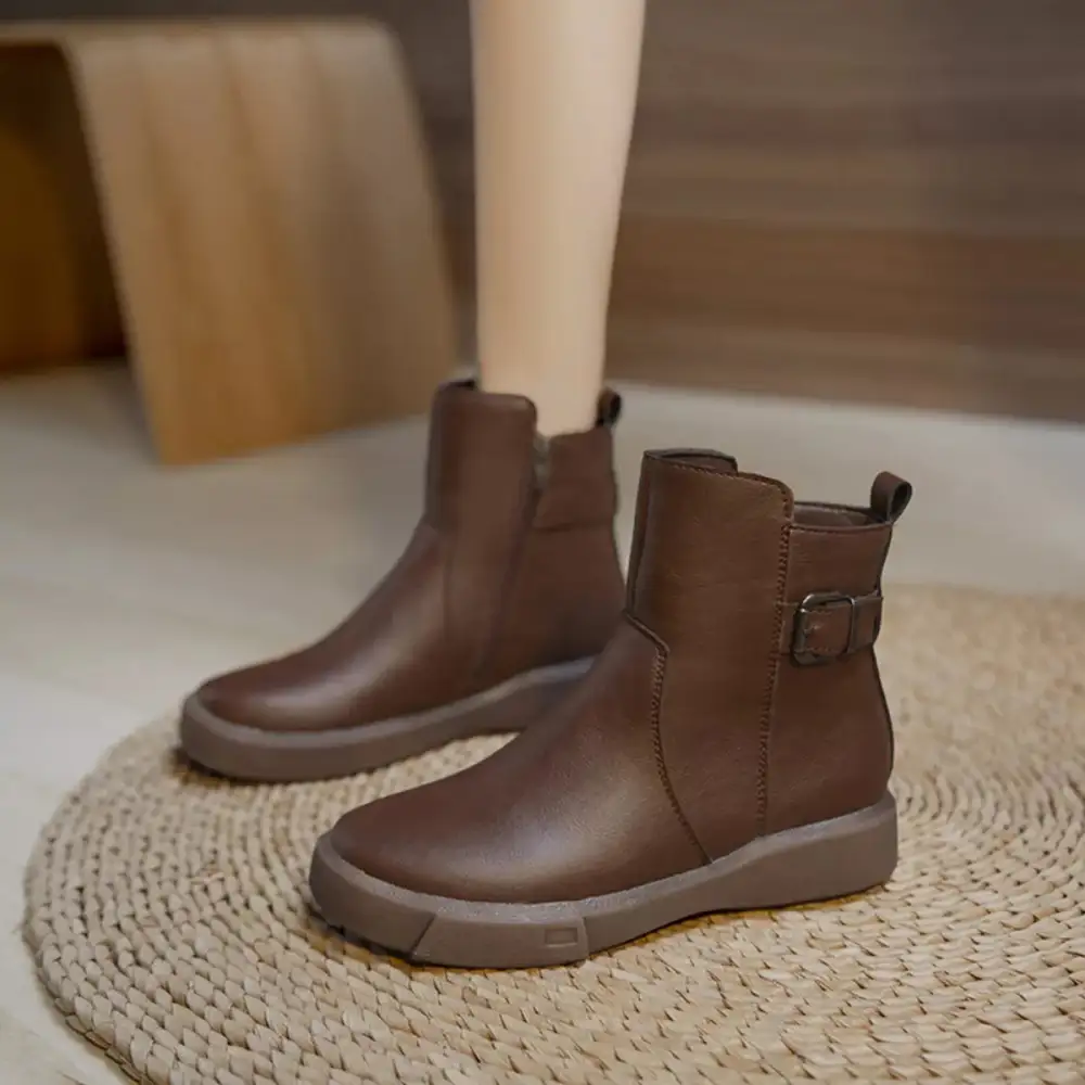 Essential Round Toe Platform Boots