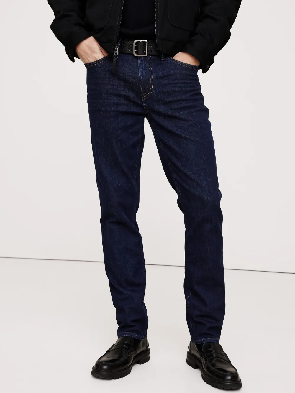 Men's  Medium Dark Wash Casual Fashion Jeans