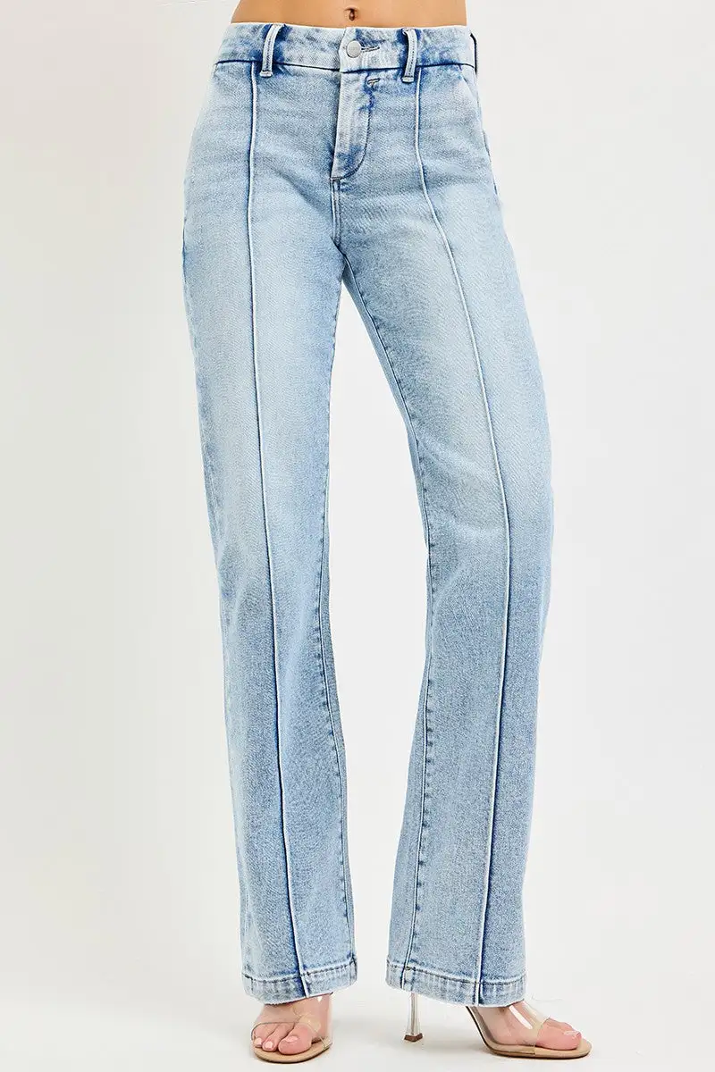 Easygoing High-Rise Washed Pocketed Stretch Straight Leg Jeans