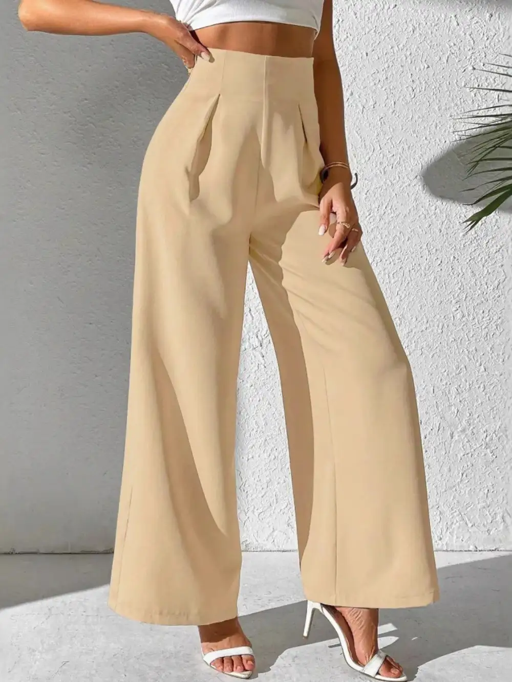 Wide Leg High Waist Detail Pants
