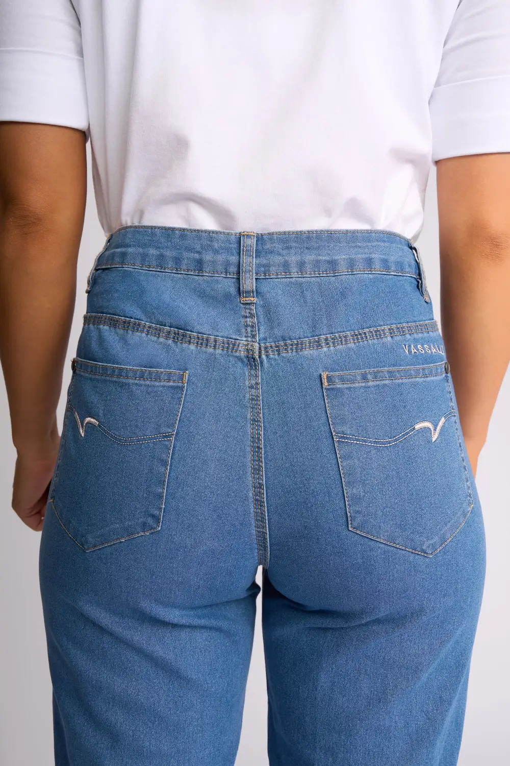 Women's Knee-Length Stretch Denim Shorts