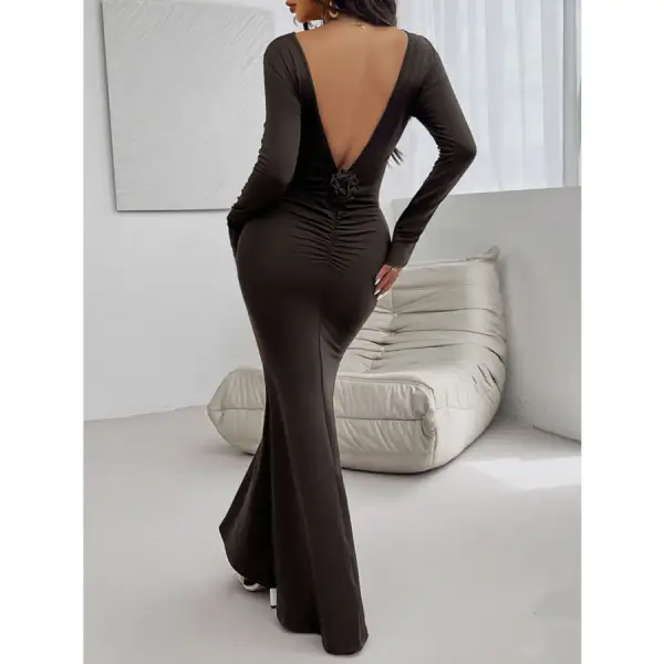 Devine Backless Round Neck Long Sleeve Maxi Dress