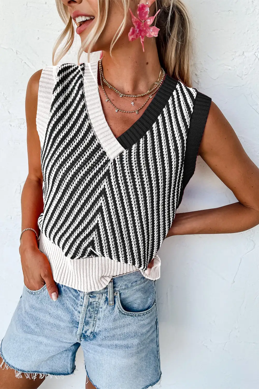 Contrast Chevron Knit V-Neck Sweater Vest