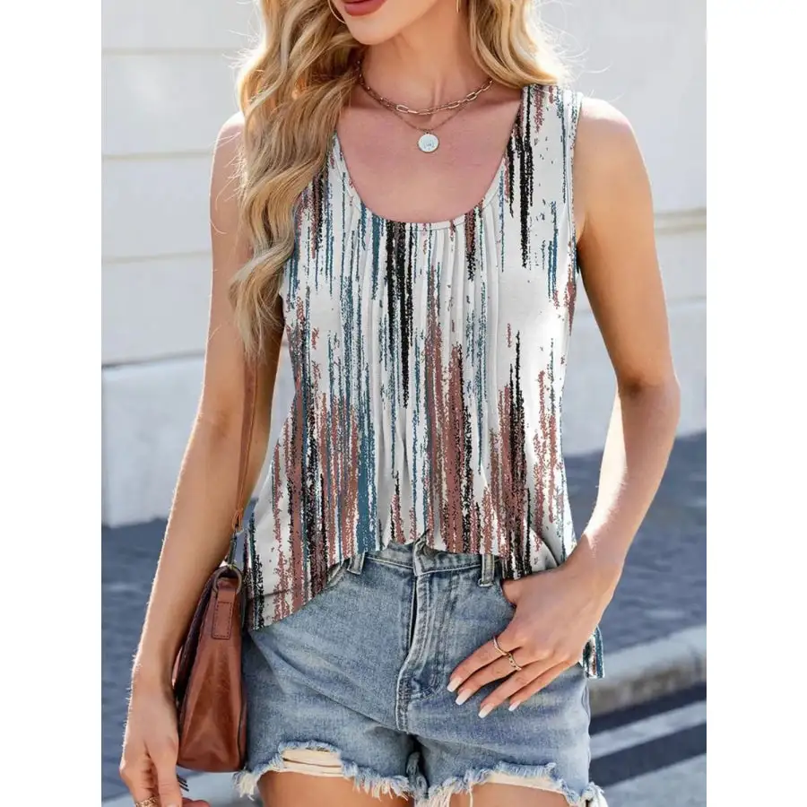 Minimal Scoop Neck Wide Strap Tank