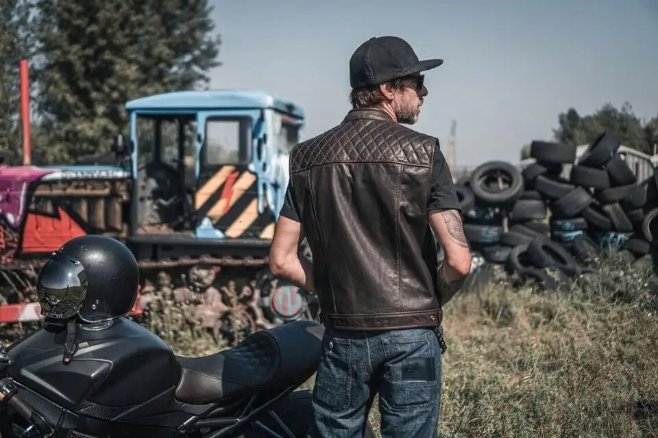 Structured Minimal Motorcycle Leather Vest