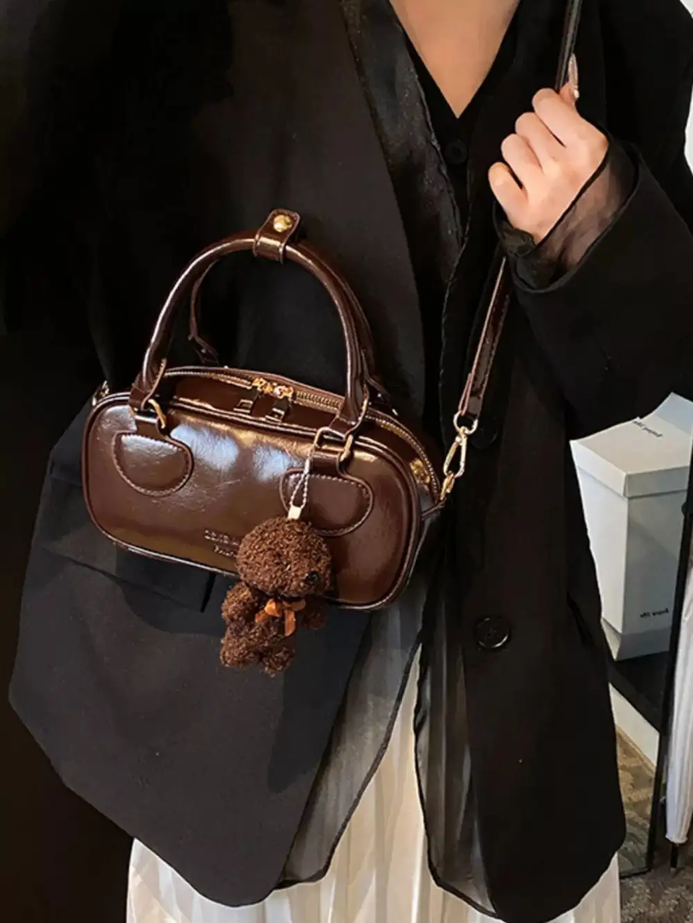Vintage Charm Crossbody Bag