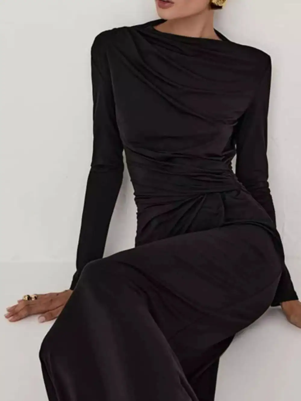 Balanced Detail Ruched Long Sleeve Maxi Dress