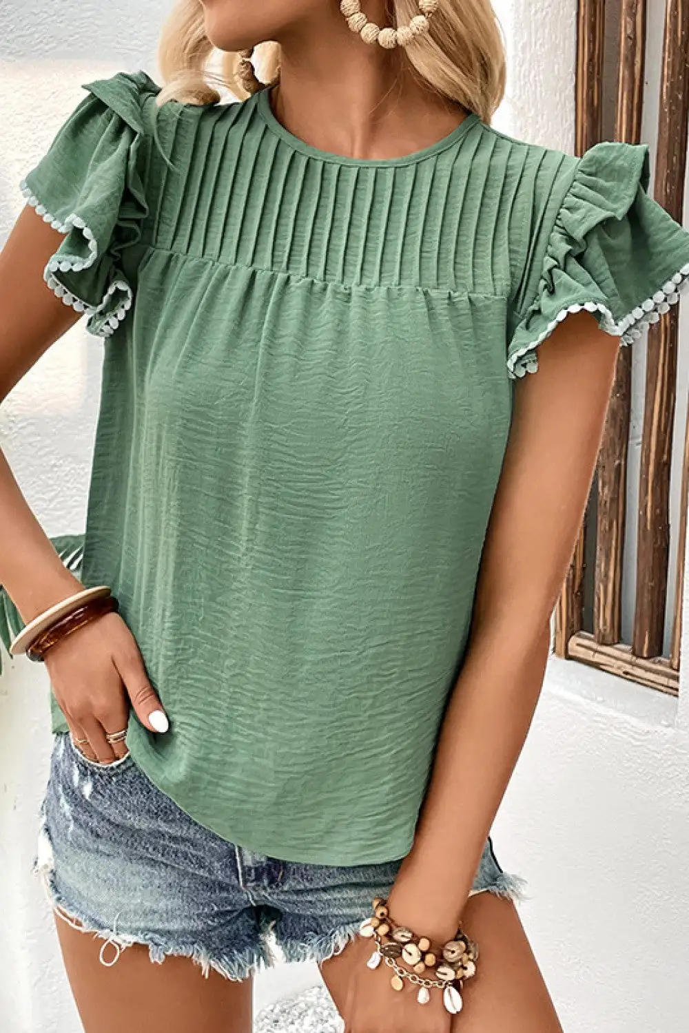 Everyday Flutter Sleeve Pleated Blouse
