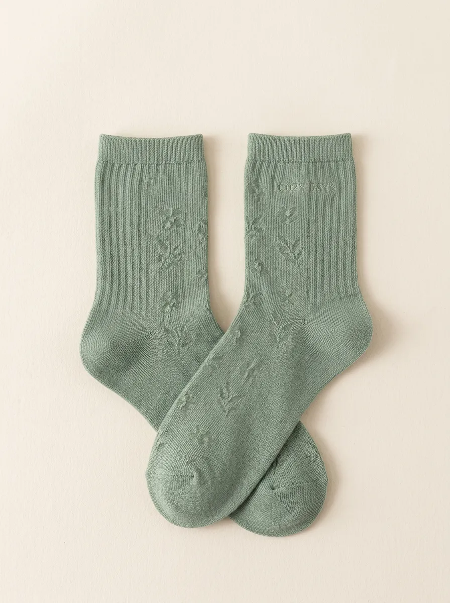 Ribbed Embroidered Floral Casual Socks