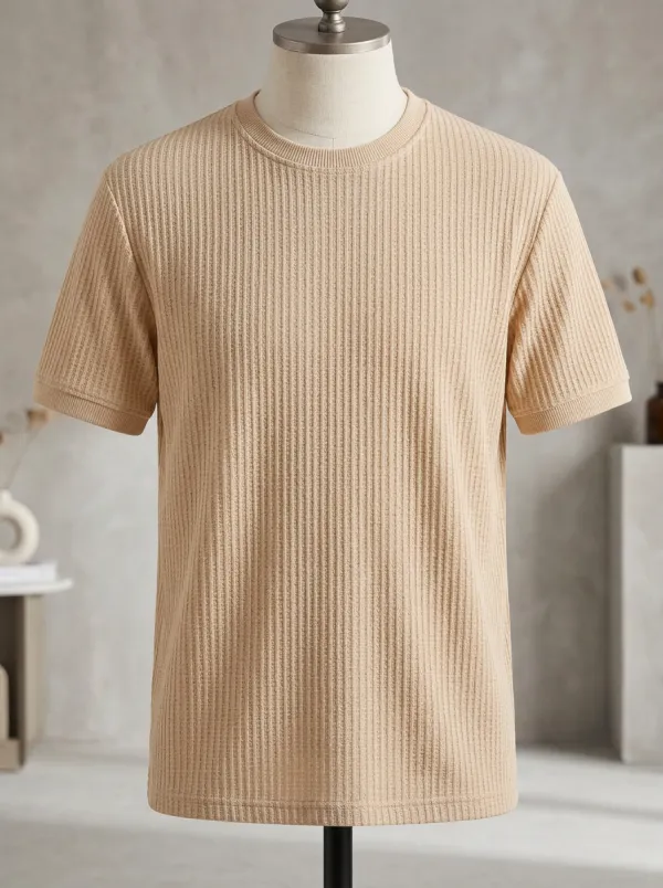 Modern Everyday-Look Men's Knit Crew-Neck T-Shirt