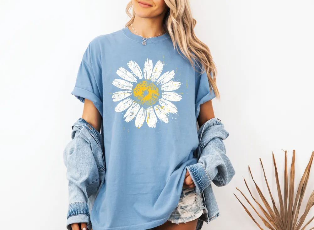 Daisy Graphic Garment Dyed Tee