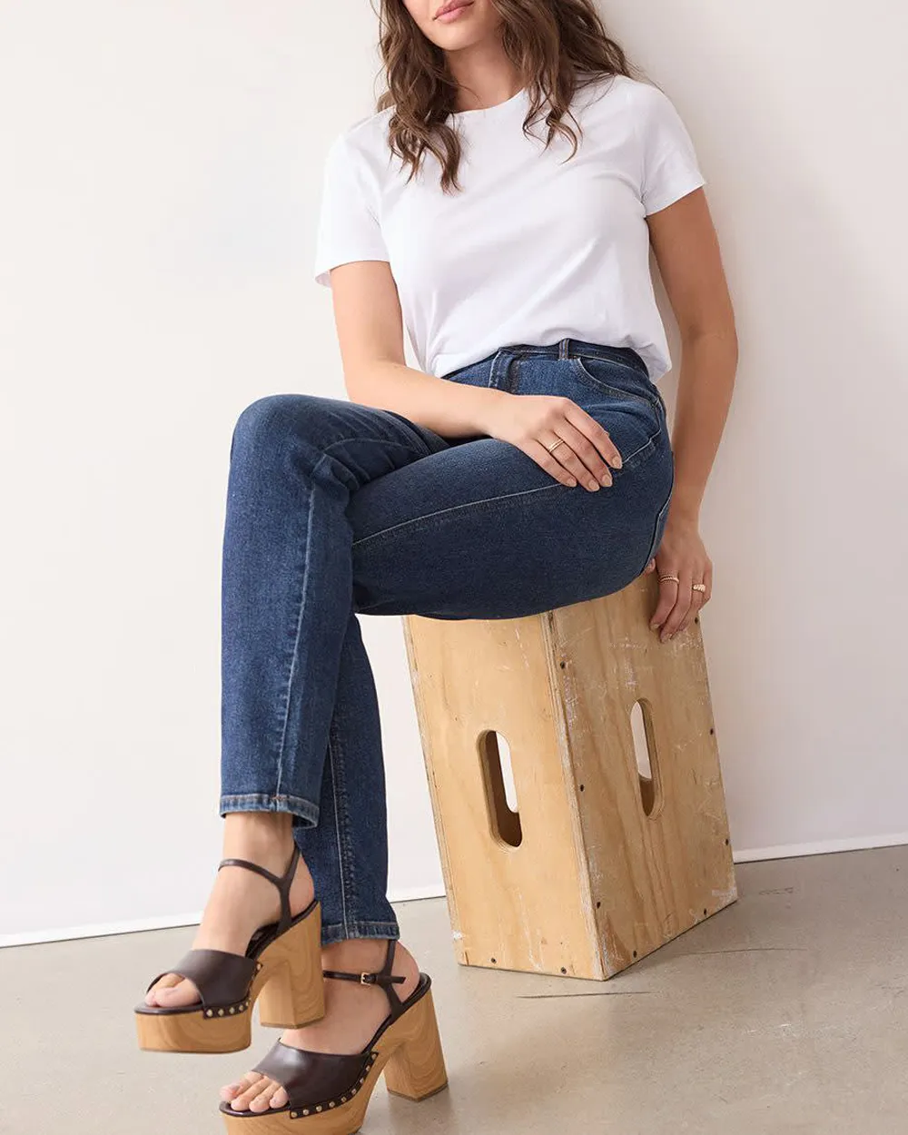 Slim-Leg High-Rise Jean  Vintage - Curvy Fit