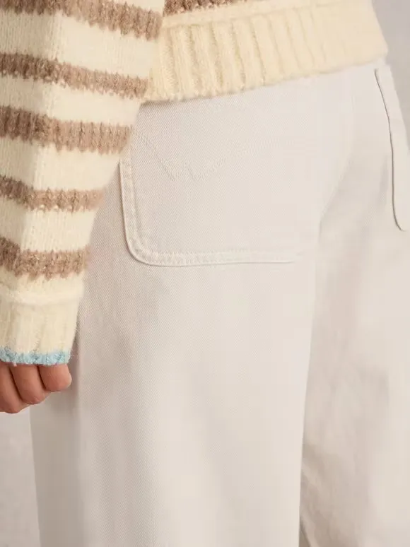 Cropped Wide Leg Jean