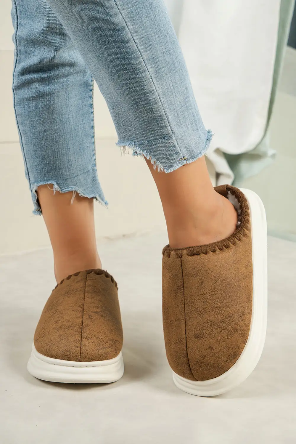 Thick Sole Plush Lined Home Slide Slippers