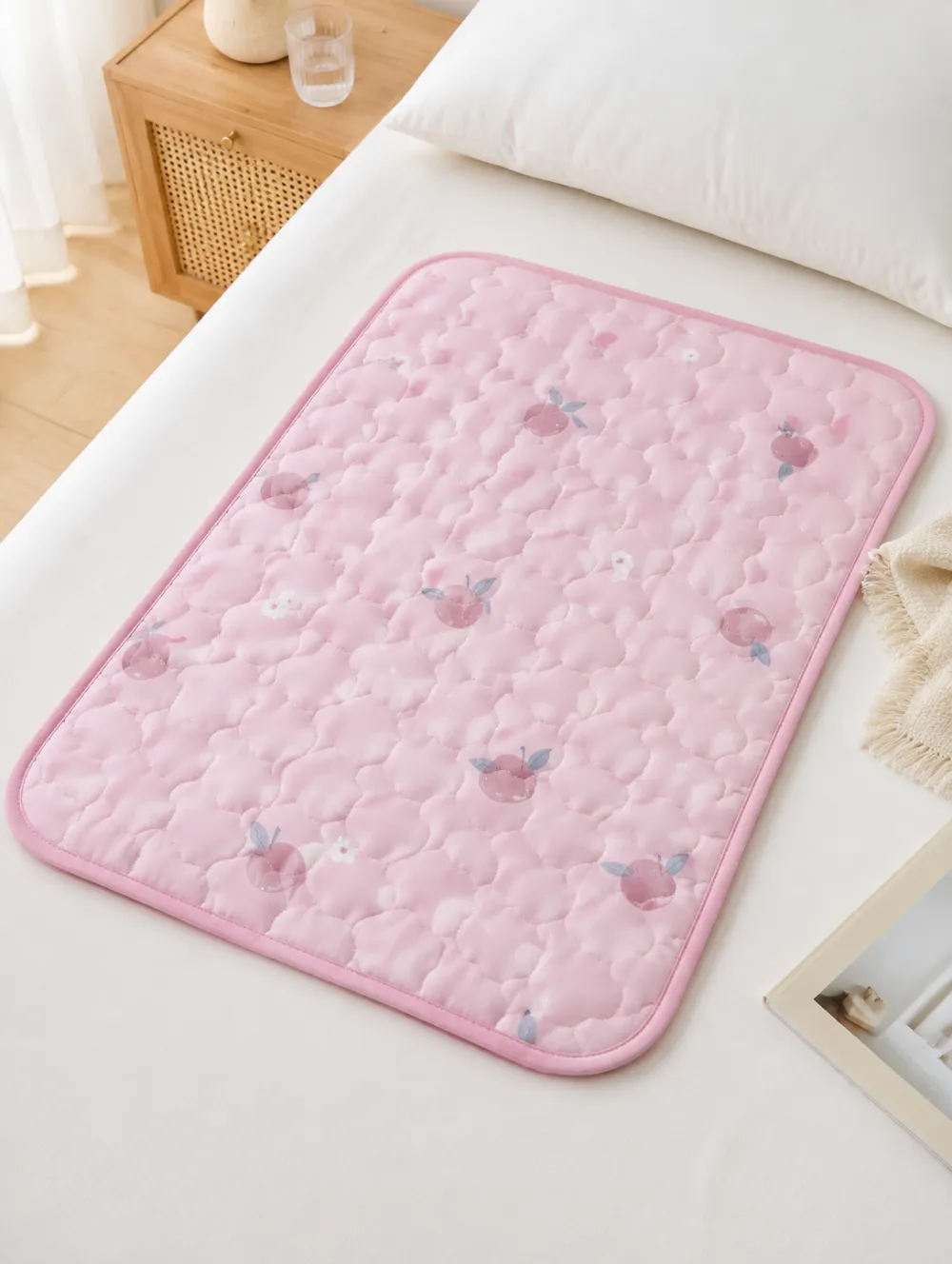 Cute Fruit Peach Pattern Cooling Mat