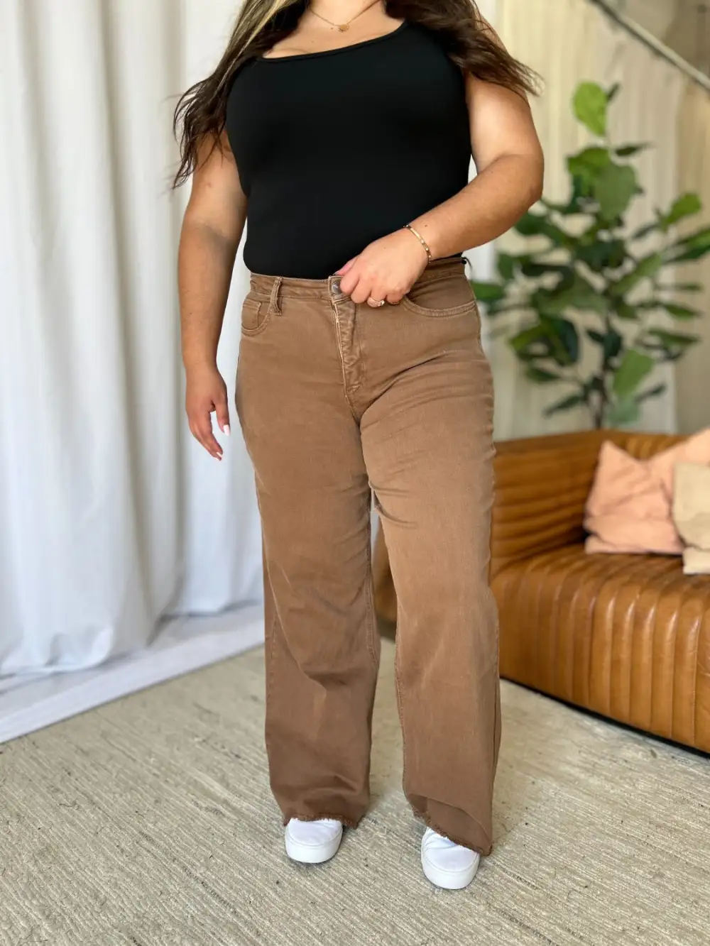 Lightweight Feel Comfy Denim Jeans