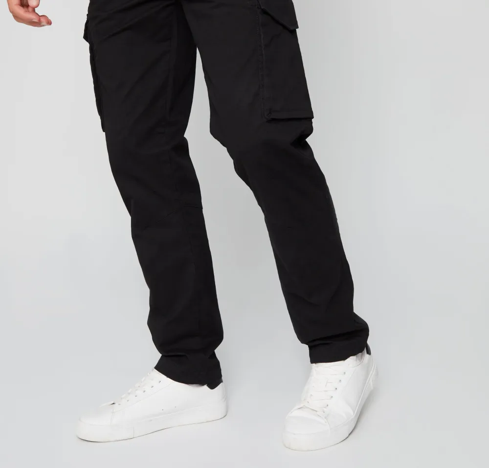 Men's Black Slim-Fit Cargo Style Pants