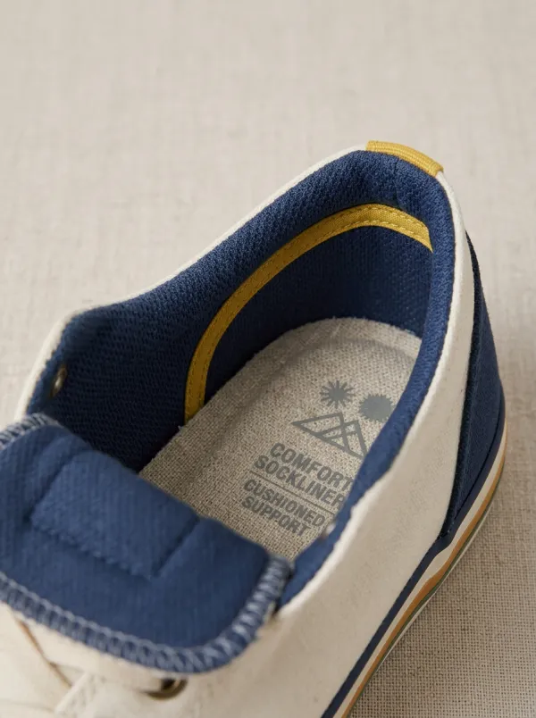 Mountain Nature Unisex Low-Top Canvas Sneakers