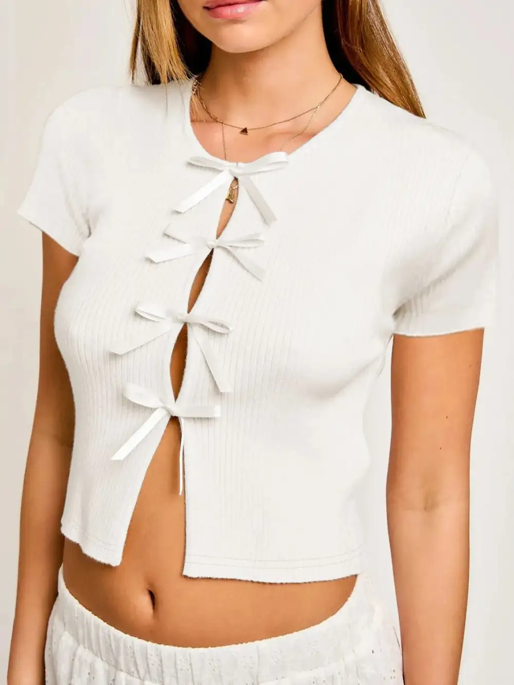 Refined Round-Neck Short-Sleeve Bow-Detail T-Shirt