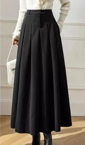 Lightweight Pleated Midi Skirt