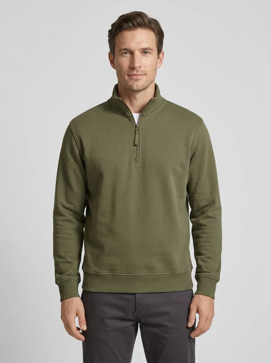 Men's Versatile Minimalist Textured Embroidered Emblem Stand-Collar Quarter-Zip Sweatshirt