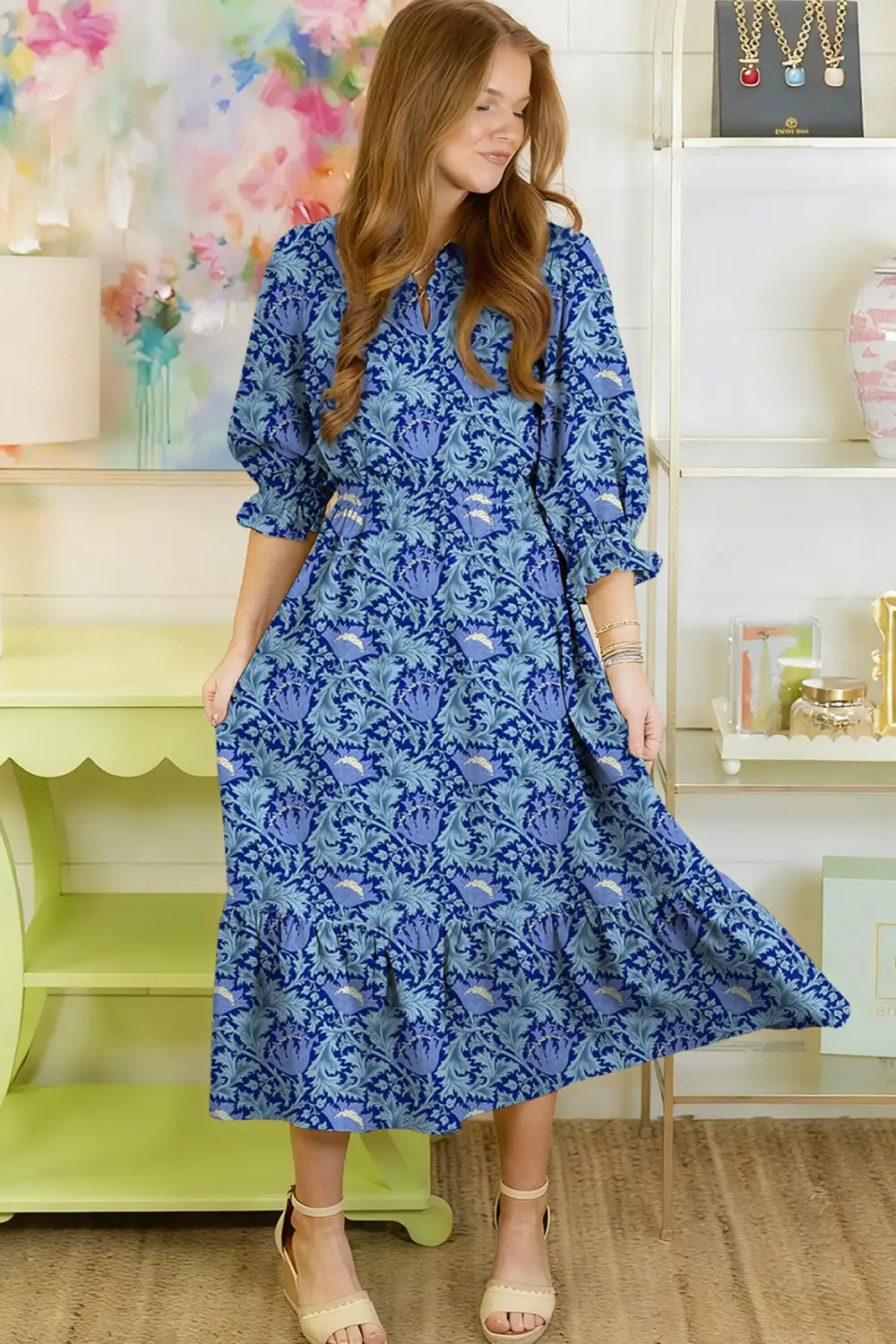 Lightweight Feel Floral Printed V Neck Dress
