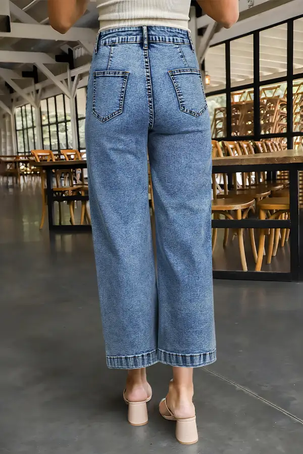 Patch Pocket Straight Leg Loose Jeans