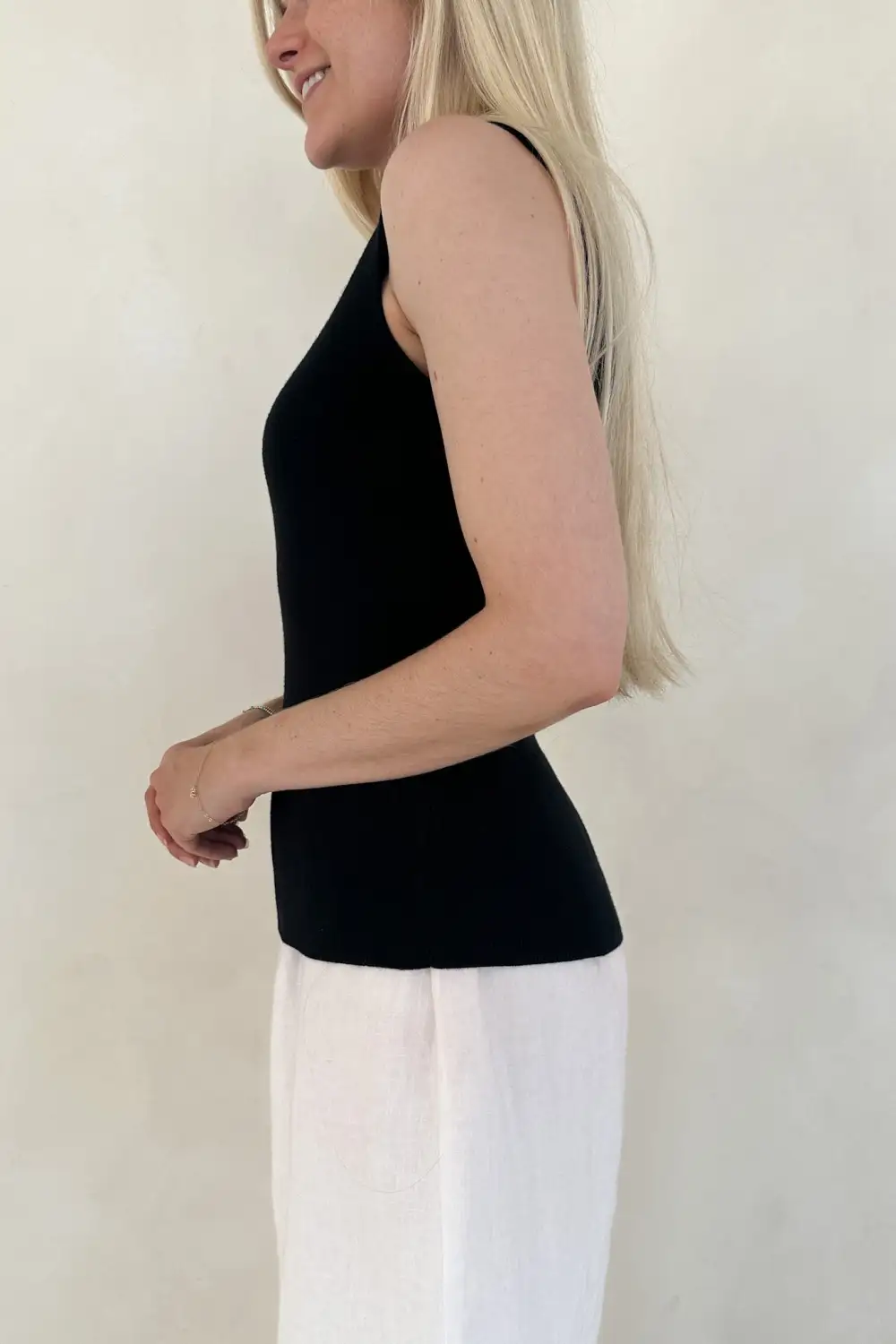 Soft Boat Neck Sleeveless Top