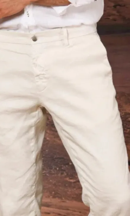 Men's Off-White Cotton Casual Twill Regular Fit Trousers