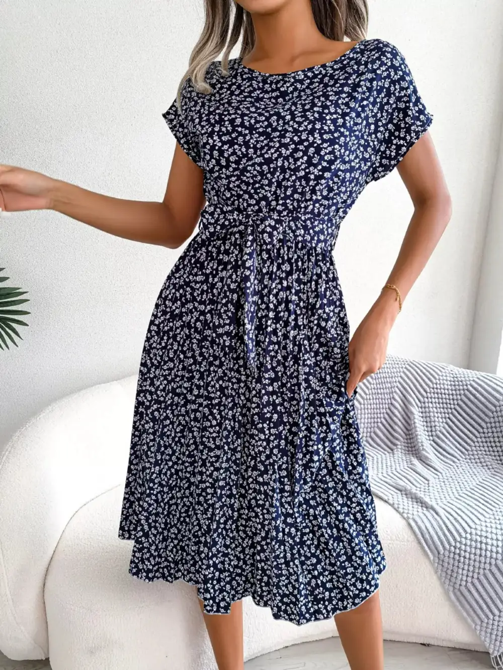 Floral Printed Pleated Midi Dress