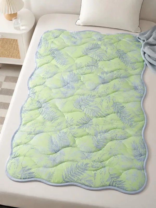 Botanical Fern Blue Print Cooling Mat
